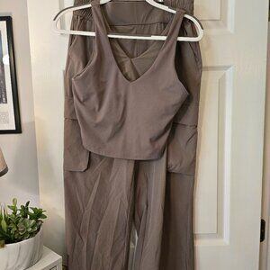 Joy Lab Taupe Cargo Pants + Sports Bra Set | Size M